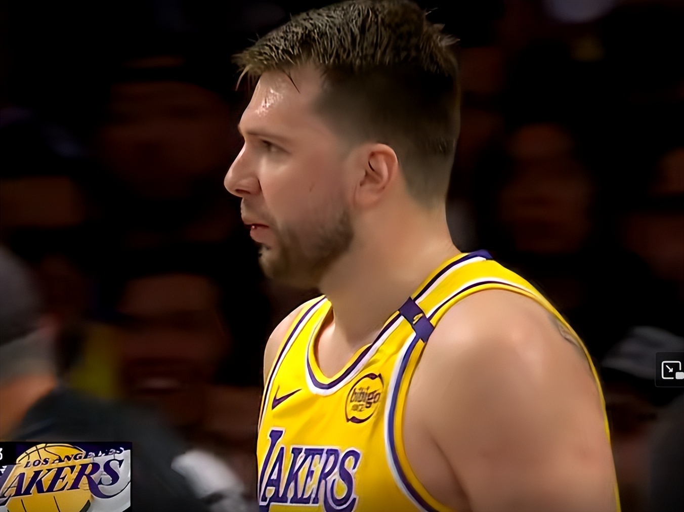 东契奇关键节点逆转，RNG带队取胜！